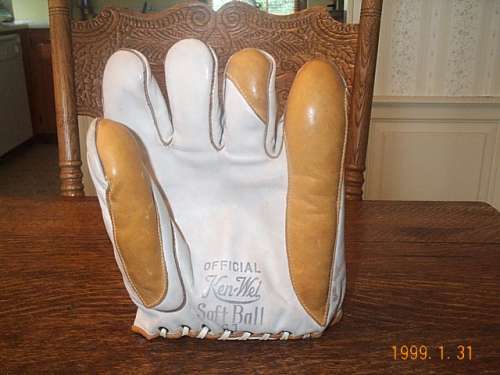 Ken Wel SB2 Softball Glove Front